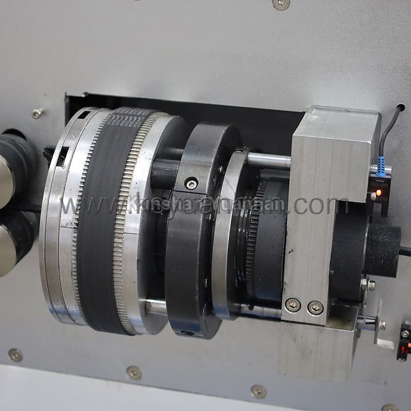 全自動旋轉(zhuǎn)刀剝皮機YH-603X