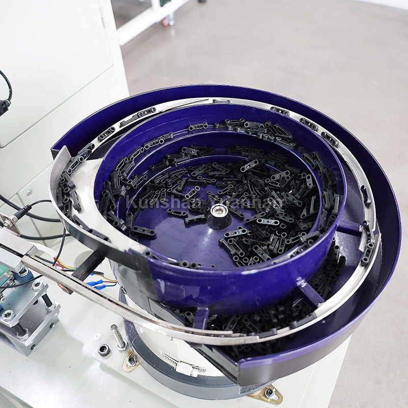 YH-780鉚壓銅管穿膠殼自動(dòng)機(jī)